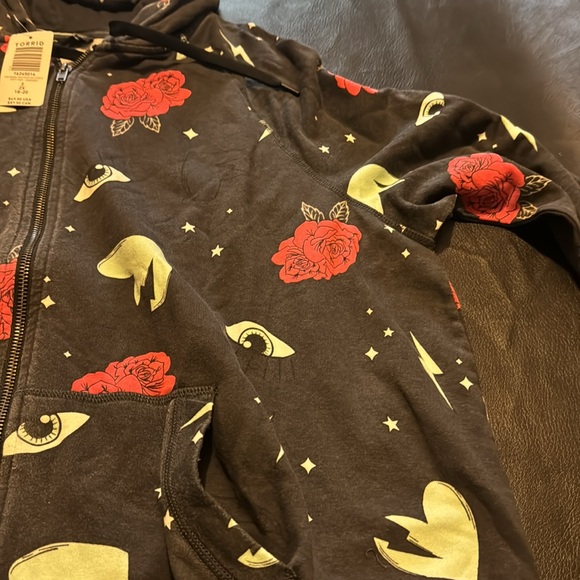 NWT Torrid Grey Drama Toss Everyday Zip Hoodie Size 2X - Picture 4 of 6